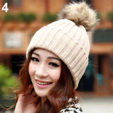 Beanie w/ Detachable Pom (unisex)